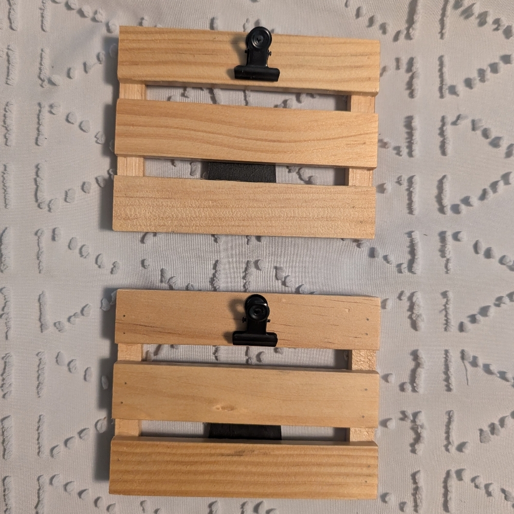 Michael's Wooden Mini Clip Frame